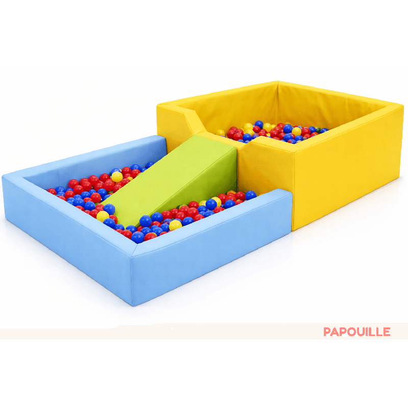 Piscine à balles en mousse revêtement pvc avec plongeoir