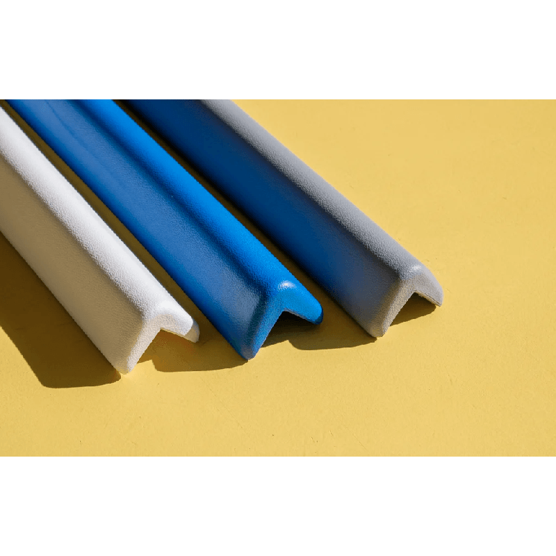 Protection d'angle - 100 x 5,4 x 5,4 cm / 100 x 3,8 x 3,8 cm