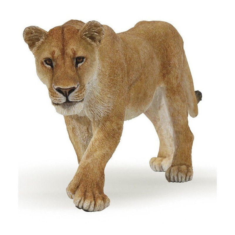 Figurine Lionne sauvage