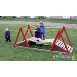 Pont d'aire de jeux extérieur enfant