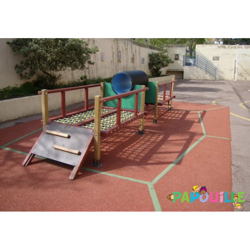 Parcours pour aire de jeu enfant