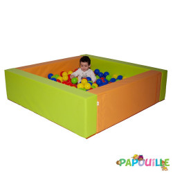 Piscine a balles en mousse gain de place