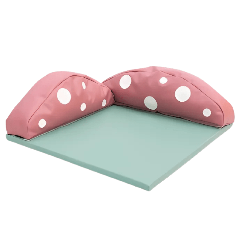 Tapis carré avec coussins
