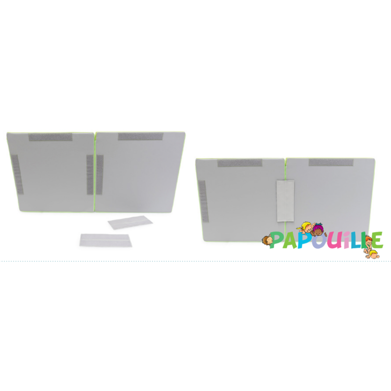 Grand parc rectangulaire avec entrée