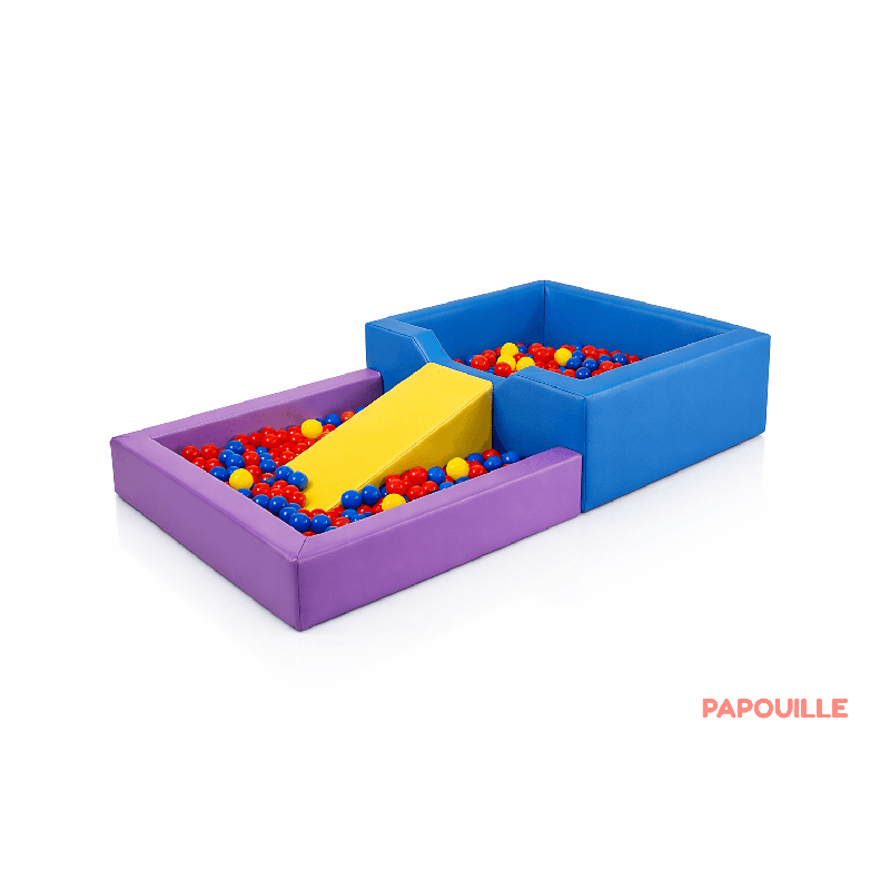 Piscine à balles en mousse revêtement pvc avec plongeoir