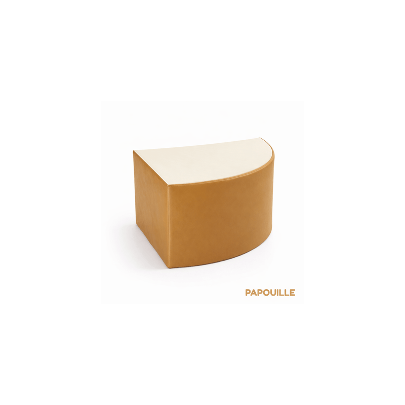 Pouf triangle en mousse imperméable assise de 30 cm rouge