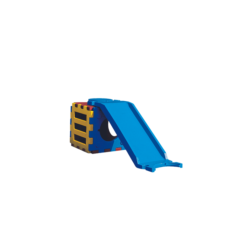 Aire de jeux toboggan avec cube échelle
